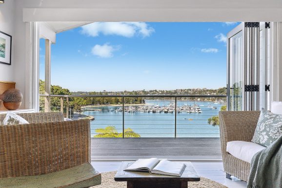 Sandy-Bay-Rd-Clontarf-Balcony-2