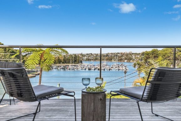 Sandy-Bay-Rd-Clontarf-Detail-Balcony