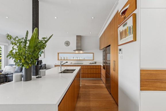 Sandy-Bay-Rd-Clontarf-Kitchen